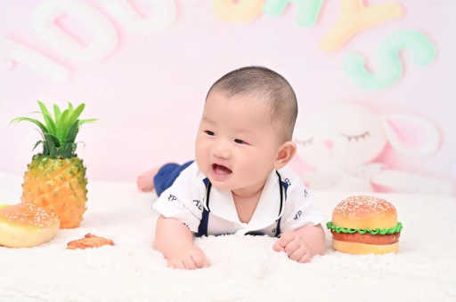 乌鲁木齐宝宝可以躺着喝奶瓶吗 乌鲁木齐宝宝可以躺着喝奶瓶吗